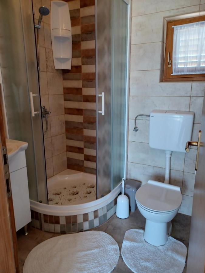 Apartmani Matko Бетина Екстериор снимка