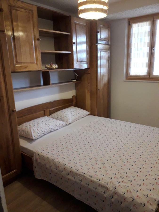 Apartmani Matko Бетина Екстериор снимка